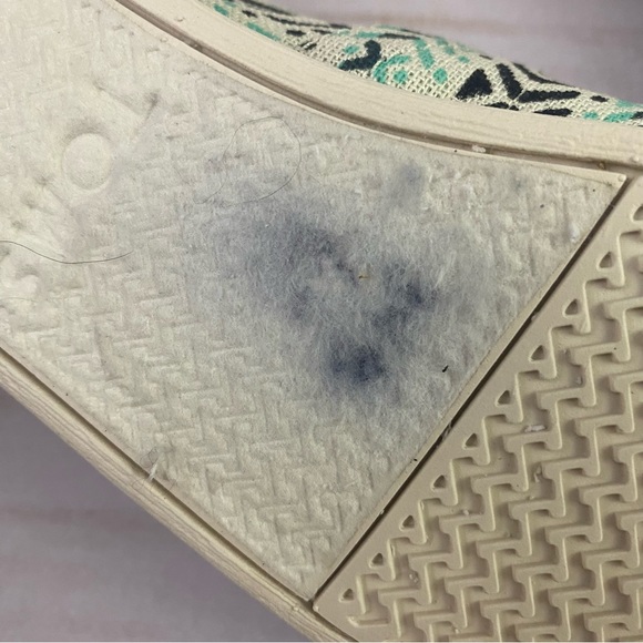 TOMS Womens Tribal Print Slip On Canvas Flats Shoes Size US 6 - Picture 7 of 10